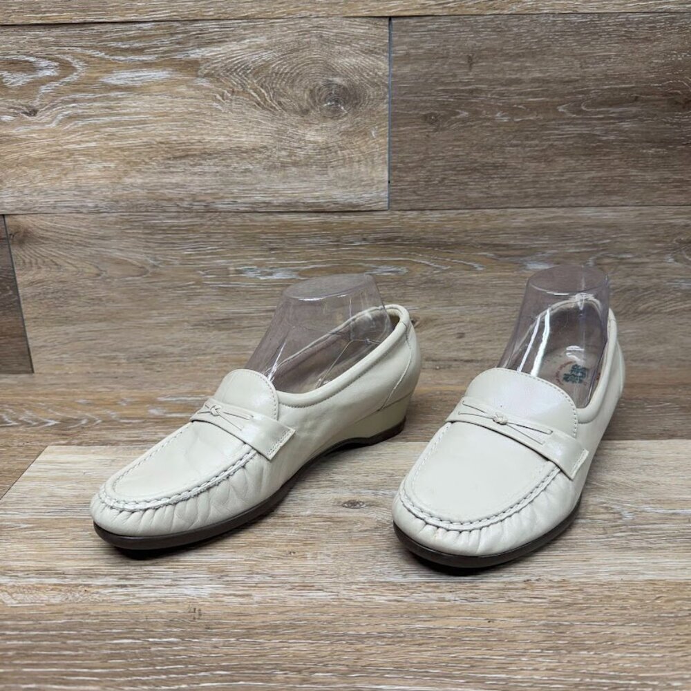 SAS Tripad Cream Leather Loafers Women's Size 8.5